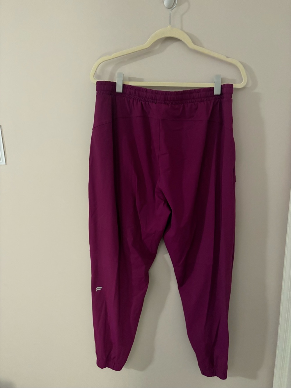 Fabletics Women’s Berry Purple Jogger Athletic Pants XL